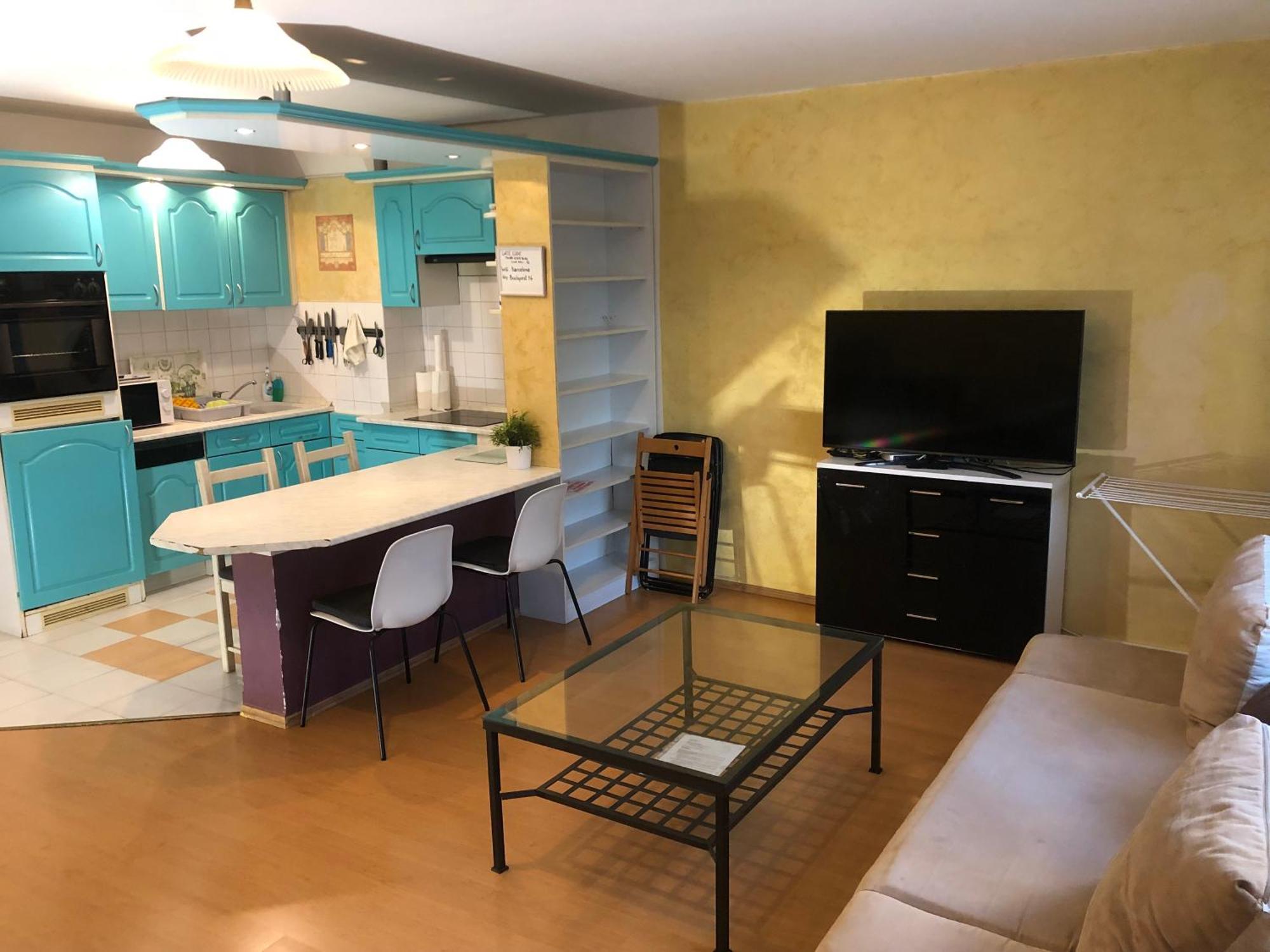 Large Apartment With Garage And Terrace Будапеща Екстериор снимка